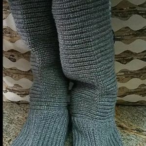 UGG KNIT BOOTS SIZE 9 GRAY AUSTRALIA